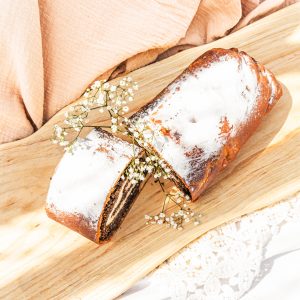 Makowiec drożdżowy